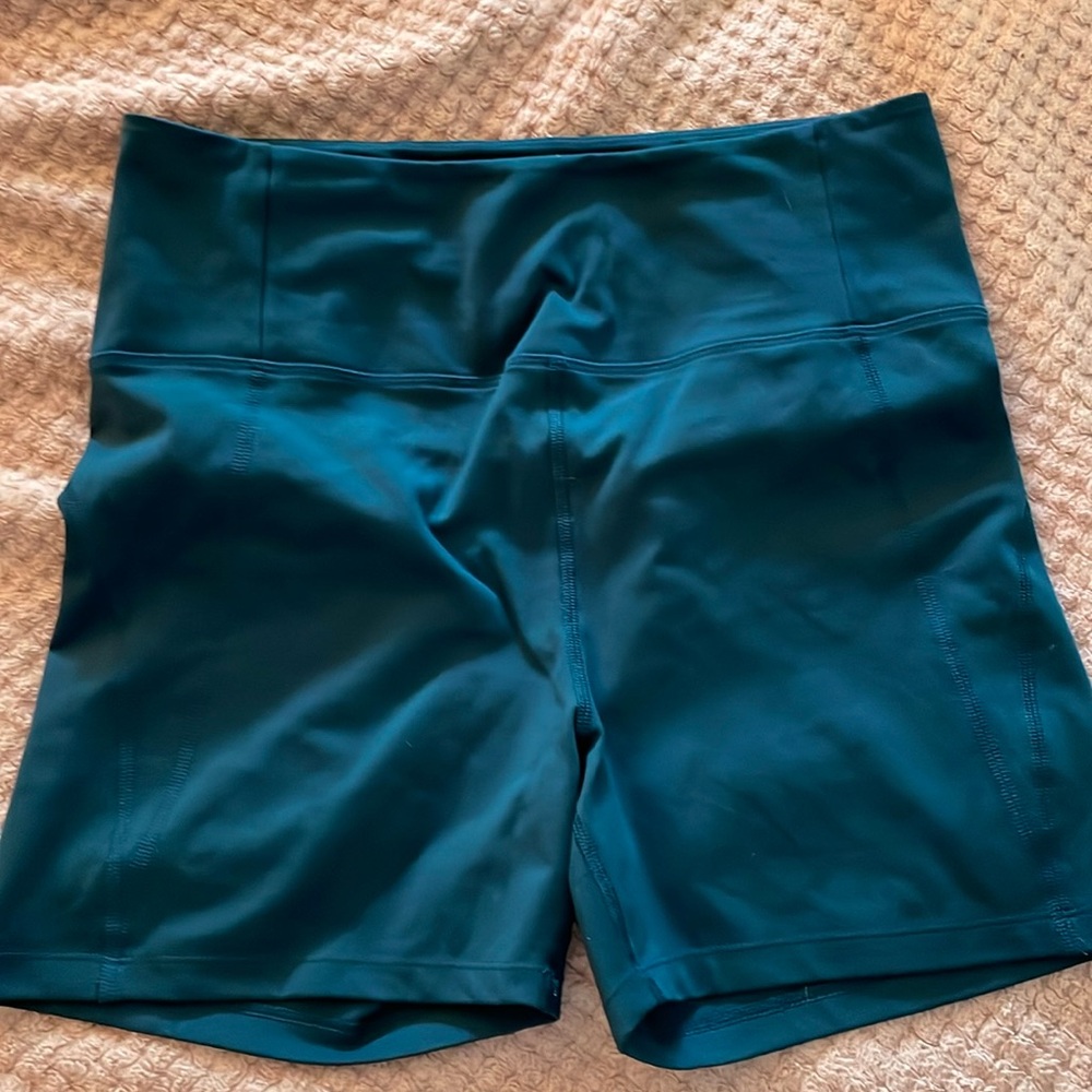GIRLFRIEND COLLECTIVE High-Rise Run Short in Globe Limited Edition
